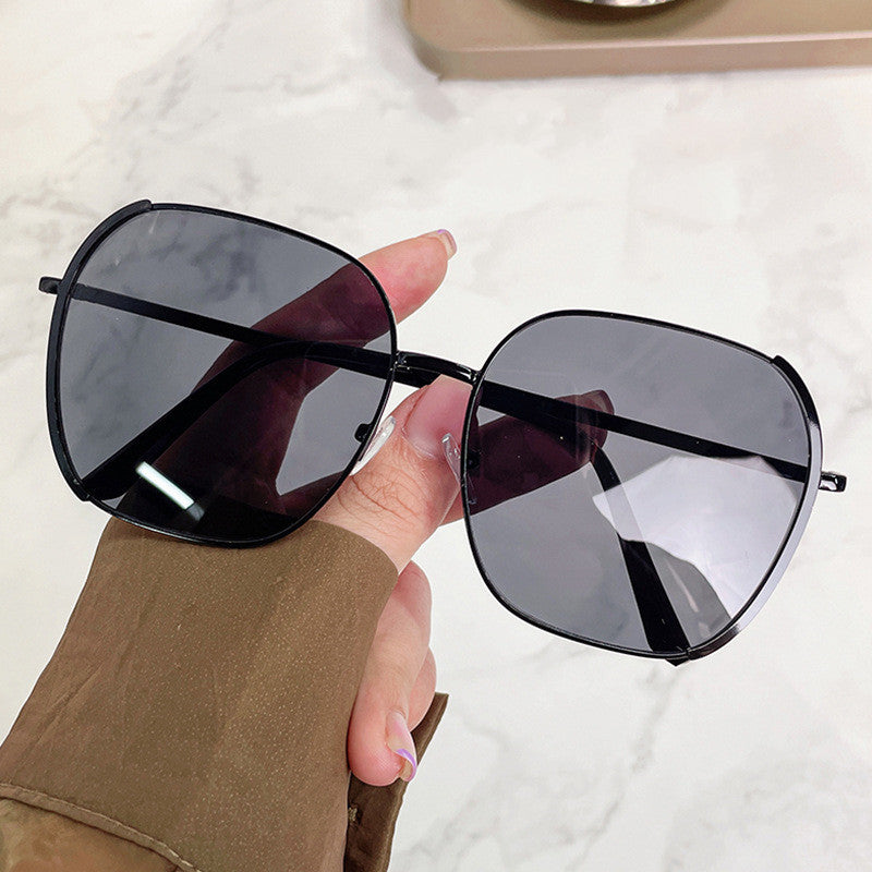 Women's Fashion  Large Face Skinny Sun Glasses