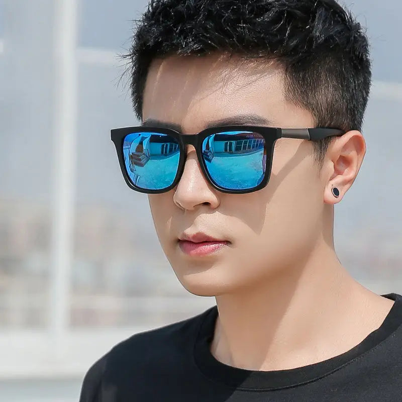 New Men Square Polarized Light Sunglasses
