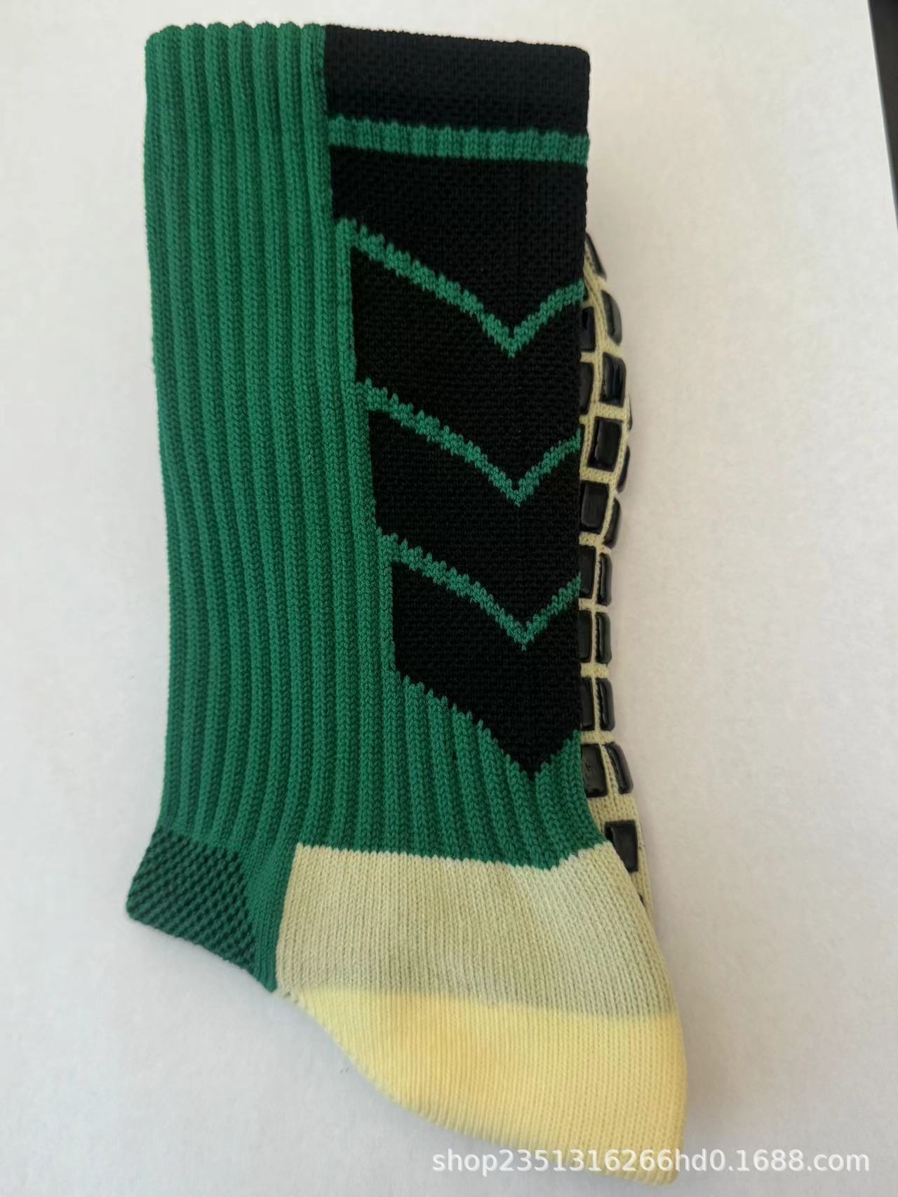 Men's Glue Dispensing Non-slip Athletic Socks Arrow Soccer Sweat Absorption